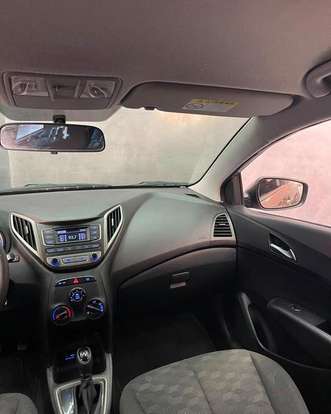 HYUNDAI-HB20-2016