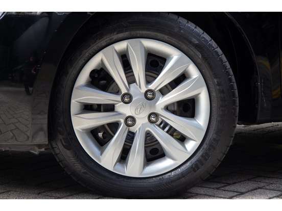 HYUNDAI-HB20-2019