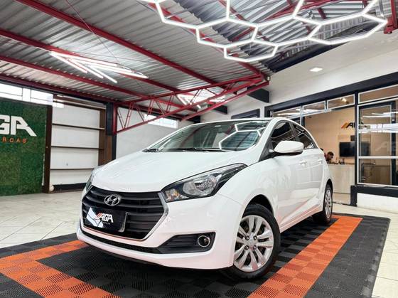 HYUNDAI HB20 1.6 COMFORT PLUS 16V FLEX 4P MANUAL
