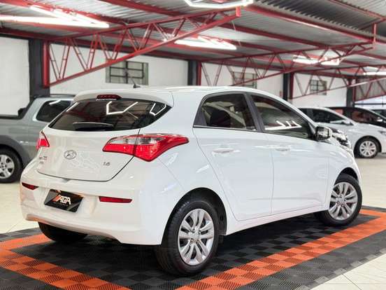 HYUNDAI-HB20-1.6 COMFORT PLUS 16V FLEX 4P MANUAL HYUNDAI-HB20-2018