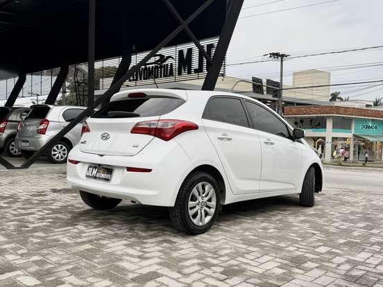 HYUNDAI-HB20-1.6 COMFORT STYLE 16V FLEX 4P MANUAL HYUNDAI-HB20-2016