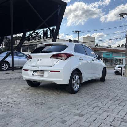 HYUNDAI-HB20-2016