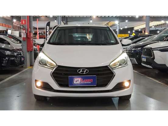 HYUNDAI-HB20-2015
