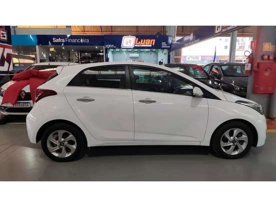 HYUNDAI-HB20-1.6 PREMIUM 16V FLEX 4P AUTOMÁTICO HYUNDAI-HB20-2015