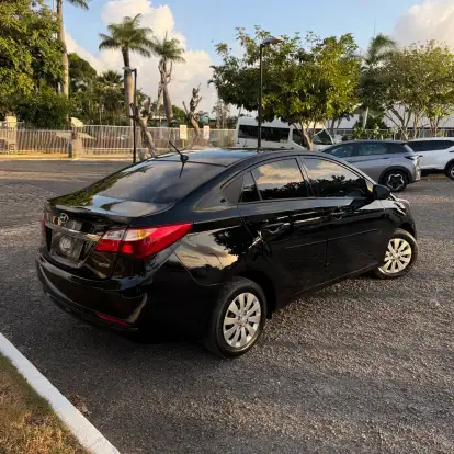 HYUNDAI-HB20S-2013