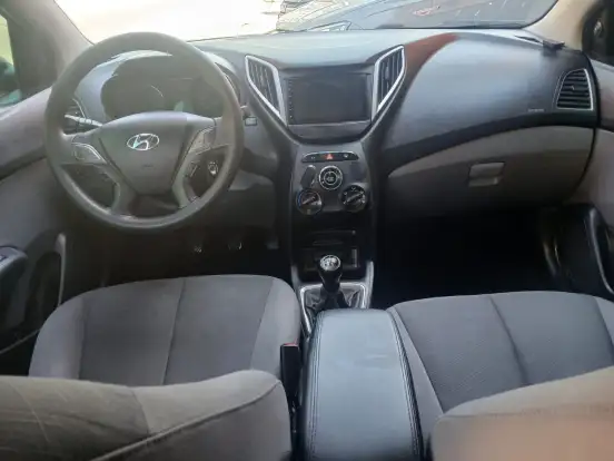 HYUNDAI-HB20S-2016