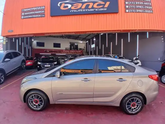 HYUNDAI-HB20S-1.0 COMFORT PLUS 12V FLEX 4P MANUAL HYUNDAI-HB20S-2016