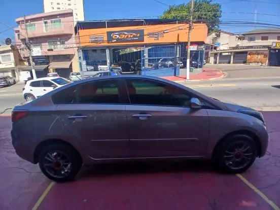 HYUNDAI-HB20S-1.0 COMFORT PLUS 12V FLEX 4P MANUAL HYUNDAI-HB20S-2016