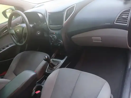 HYUNDAI-HB20S-1.0 COMFORT PLUS 12V FLEX 4P MANUAL HYUNDAI-HB20S-2016