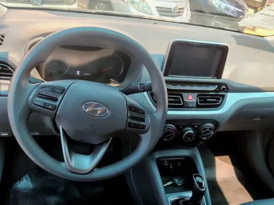 HYUNDAI-HB20S-1.0 TGDI FLEX COMFORT PLUS AUTOMÁTICO HYUNDAI-HB20S-2024