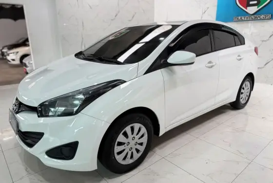HYUNDAI HB20S 1.6 COMFORT PLUS 16V FLEX 4P AUTOMÁTICO