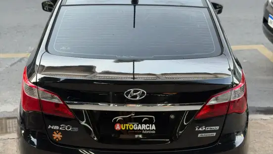 HYUNDAI-HB20S-2015