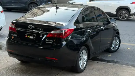 HYUNDAI-HB20S-1.6 PREMIUM 16V FLEX 4P AUTOMÁTICO HYUNDAI-HB20S-2015