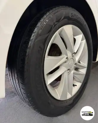 HYUNDAI-HB20S-2015