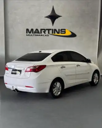 HYUNDAI-HB20S-2015