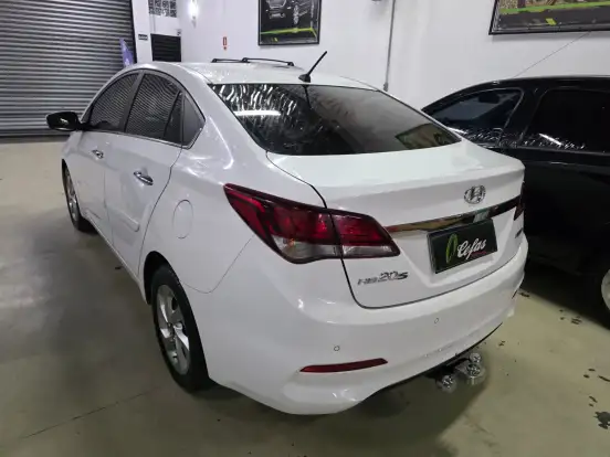HYUNDAI-HB20S-2017
