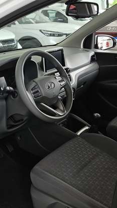 HYUNDAI-HB20S-2025