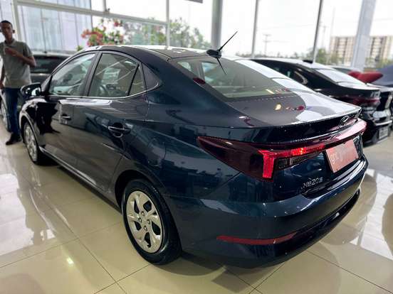 HYUNDAI-HB20S-1.0 12V FLEX COMFORT MANUAL HYUNDAI-HB20S-2025