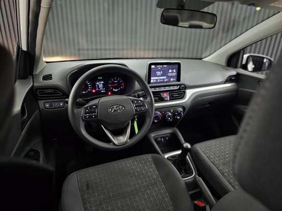 HYUNDAI-HB20S-2024