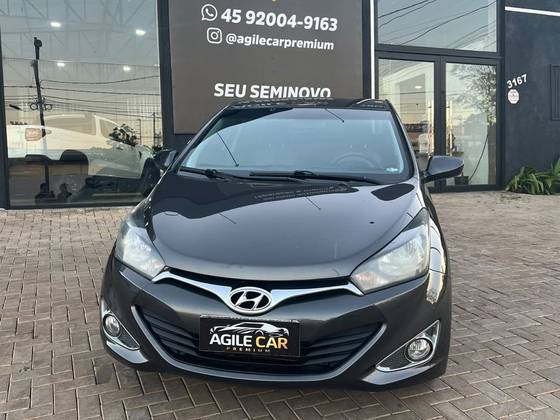 HYUNDAI HB20S 1.0 COMFORT PLUS 12V FLEX 4P MANUAL