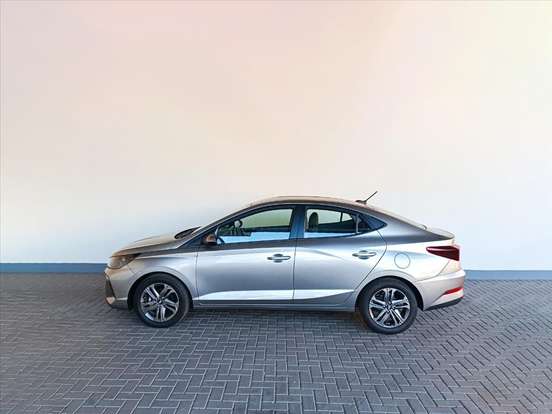 HYUNDAI-HB20S-2024