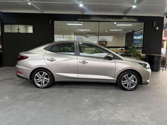HYUNDAI-HB20S-2025