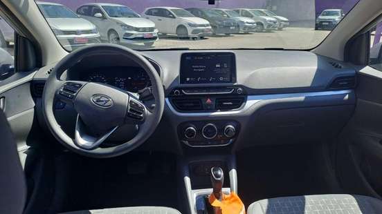 HYUNDAI-HB20S-2025