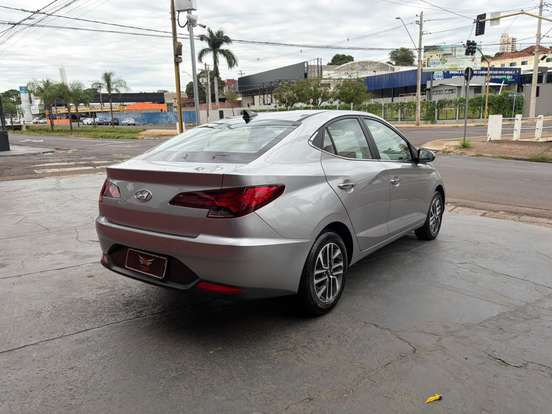 HYUNDAI-HB20S-2021