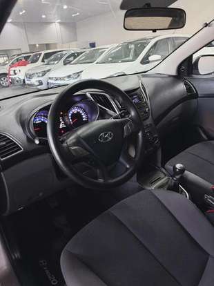 HYUNDAI-HB20S-2019