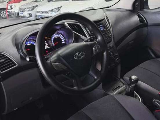 HYUNDAI-HB20S-1.0 UNIQUE 12V FLEX 4P MANUAL HYUNDAI-HB20S-2019