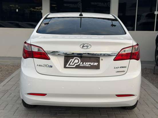 HYUNDAI-HB20S-1.6 PREMIUM 16V FLEX 4P AUTOMÁTICO HYUNDAI-HB20S-2015
