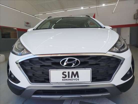 HYUNDAI-HB20X-2020