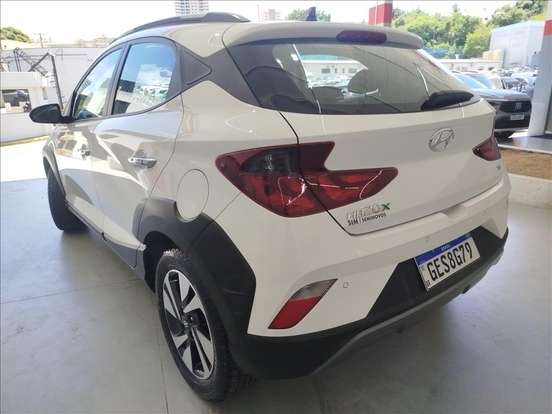 HYUNDAI-HB20X-2020