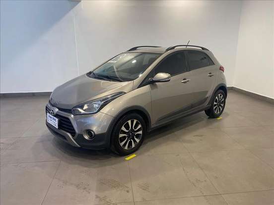HYUNDAI-HB20X-1.6 16V PREMIUM FLEX 4P AUTOMÁTICO HYUNDAI-HB20X-2018