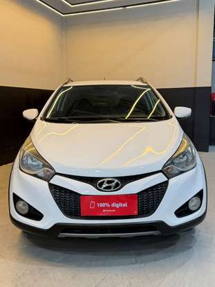 HYUNDAI-HB20X-1.6 16V PREMIUM FLEX 4P AUTOMÁTICO HYUNDAI-HB20X-2013
