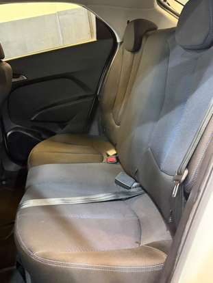 HYUNDAI-HB20X-2013