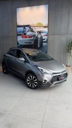 HYUNDAI HB20X 1.6 16V PREMIUM FLEX 4P AUTOMÁTICO