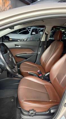 HYUNDAI-HB20X-1.6 16V PREMIUM FLEX 4P AUTOMÁTICO HYUNDAI-HB20X-2018