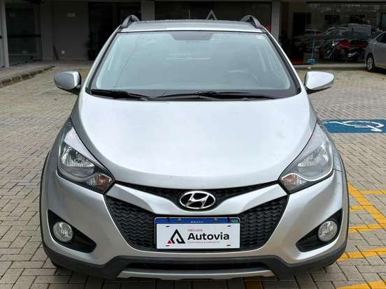 HYUNDAI-HB20X-1.6 16V PREMIUM FLEX 4P AUTOMÁTICO HYUNDAI-HB20X-2014