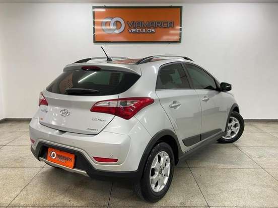 HYUNDAI-HB20X-2014