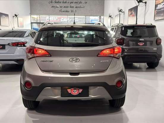 HYUNDAI-HB20X-1.6 16V STYLE FLEX 4P AUTOMÁTICO HYUNDAI-HB20X-2017