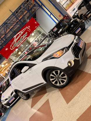 HYUNDAI-HB20X-2017