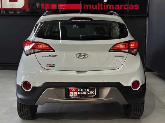 HYUNDAI-HB20X-1.6 16V STYLE FLEX 4P AUTOMÁTICO HYUNDAI-HB20X-2018