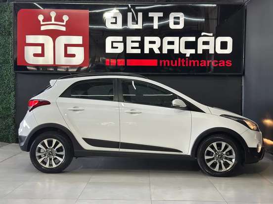 HYUNDAI-HB20X-2018