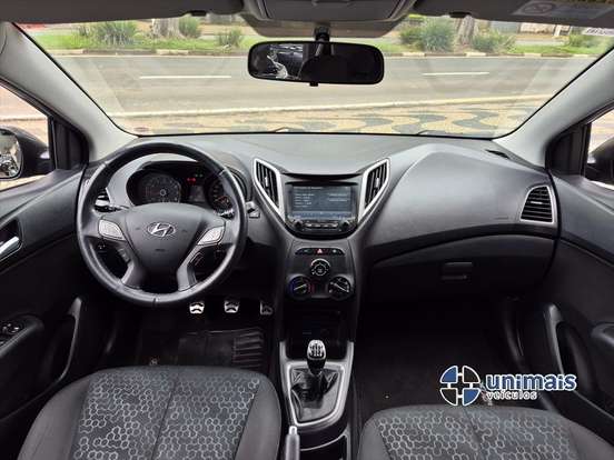 HYUNDAI-HB20X-2019