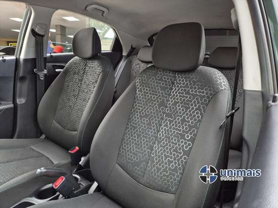 HYUNDAI-HB20X-2019