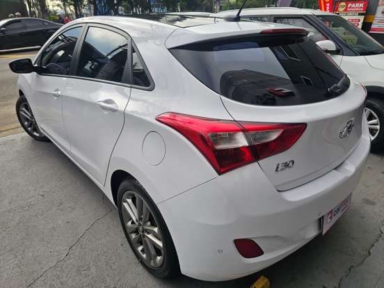 HYUNDAI-I30-2014