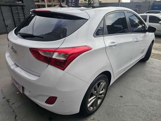HYUNDAI-I30-2014