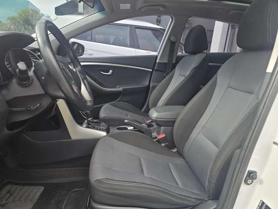HYUNDAI-I30-2014