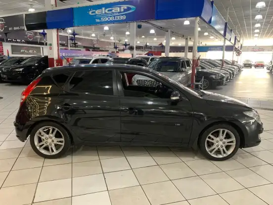 HYUNDAI-I30-2009